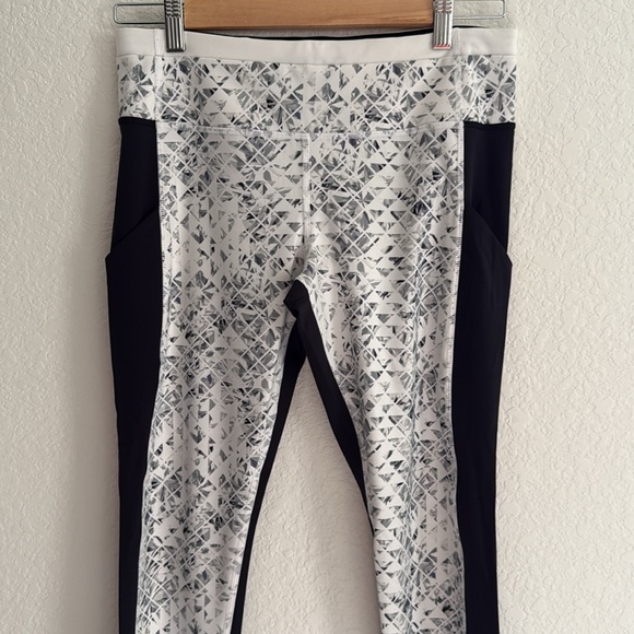 Lululemon Speed Tight II Full-On Luxtreme Size 8 - Picture 4 of 14